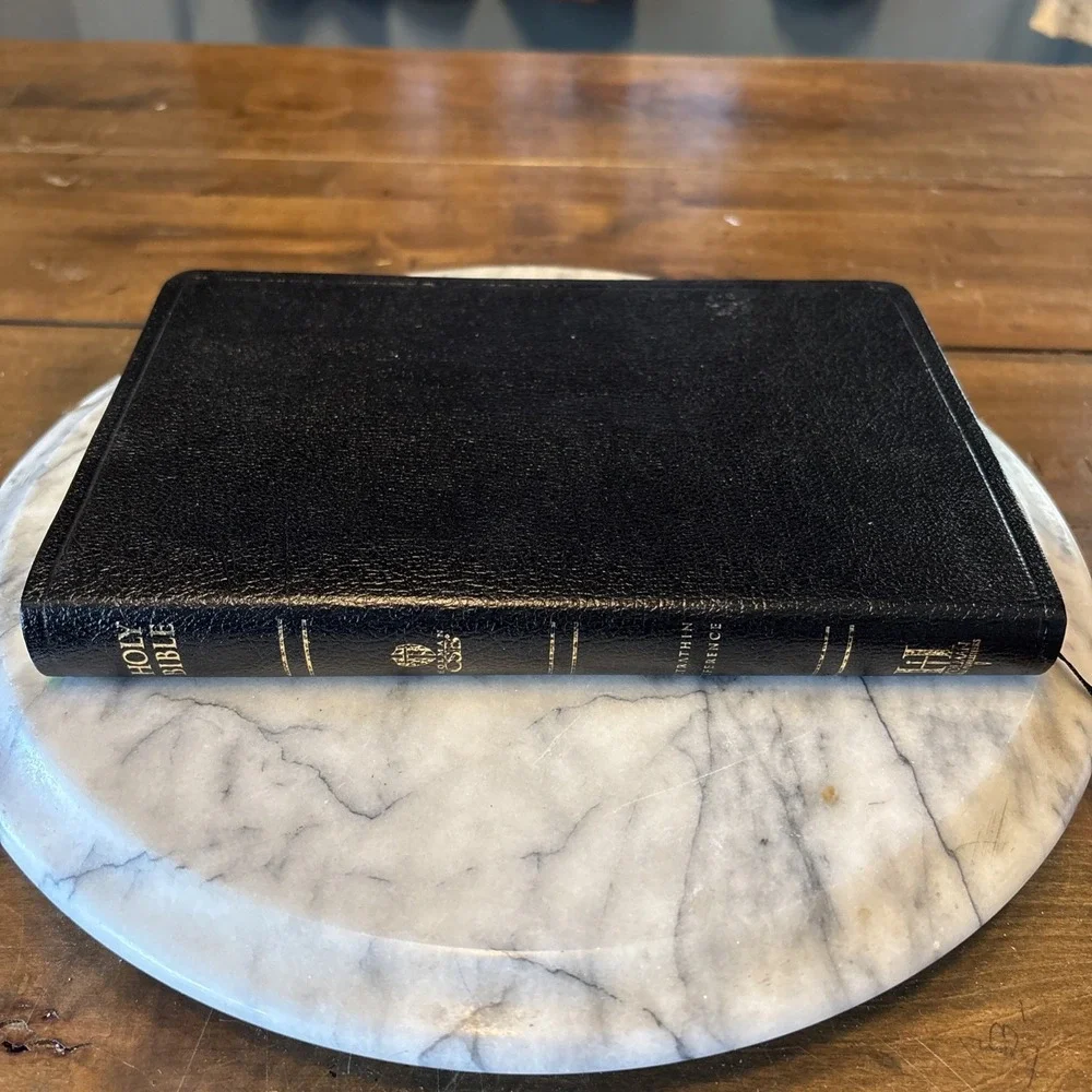 VTG 1986 Ultrathin Classic Edition Reference Bible-NIV - Holman Bible Publishers